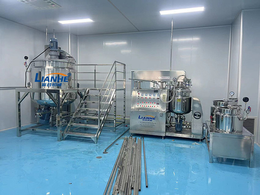 La chaîne de production de cosmétiques mélangeur homogène de shampooing collent la machine de émulsification crème
