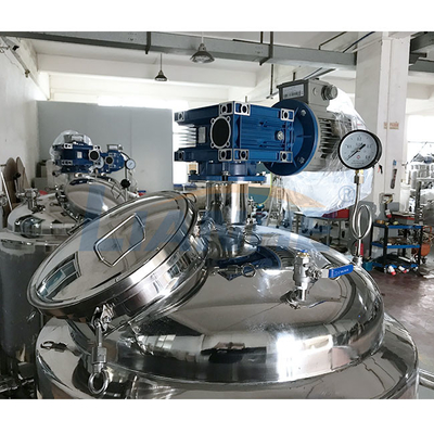 Type scellé réservoirs de mélange d'acier inoxydable de 500L, équipement de mélange cosmétique mobile