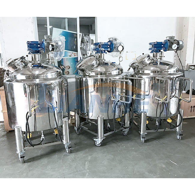 Type scellé réservoirs de mélange d'acier inoxydable de 500L, équipement de mélange cosmétique mobile